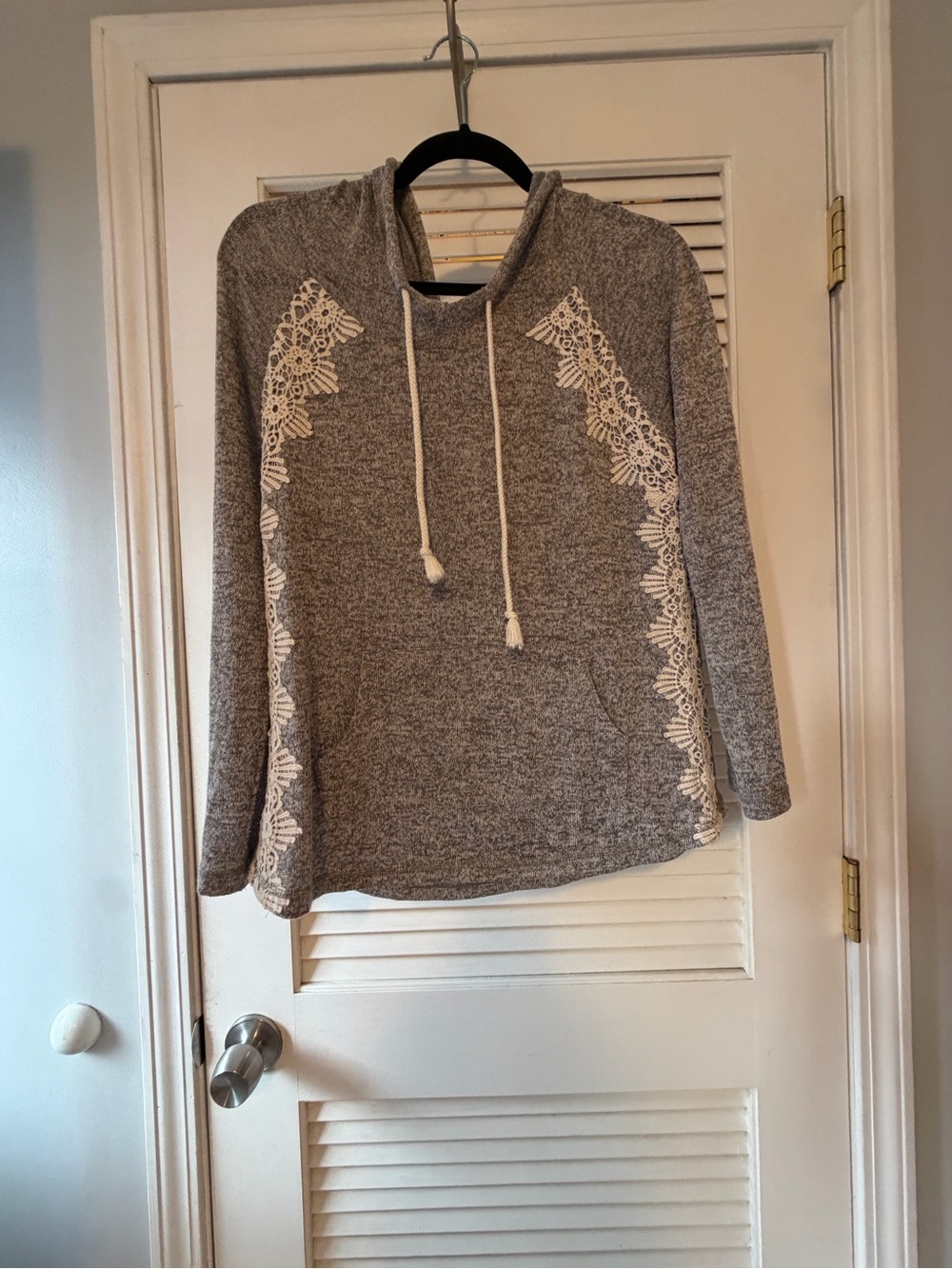 Gray Lace-Trim Hooded Pullover Sweatshirt